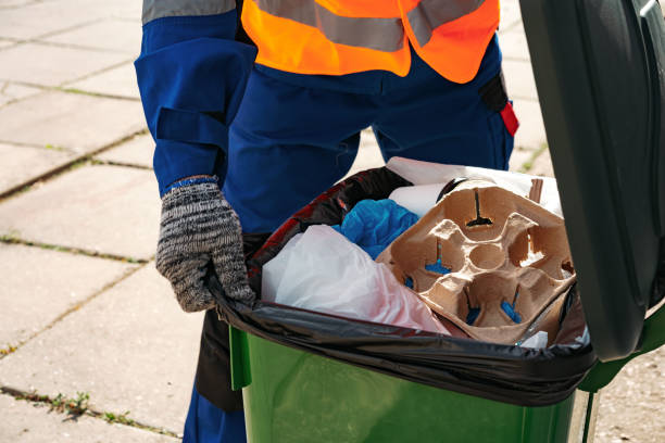 Best Construction Debris Removal  in West Ishpeng, MI